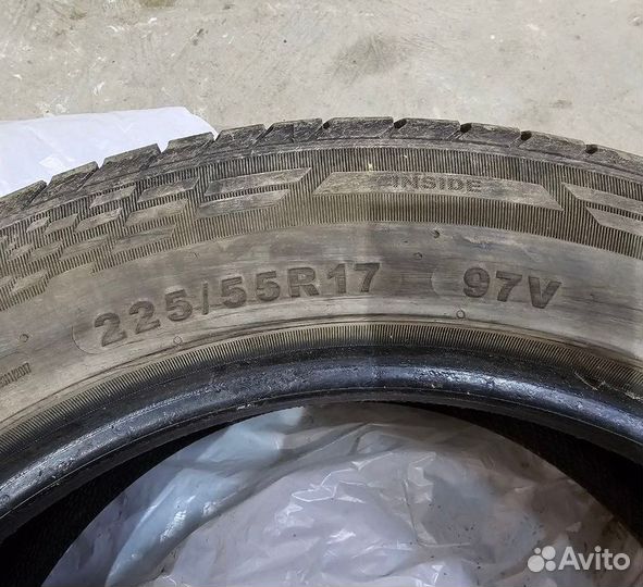DoubleStar DSU02 225/55 R17 97V