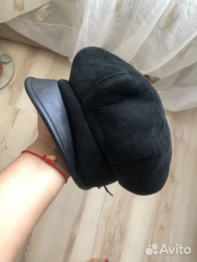 Зимняя кепка женская