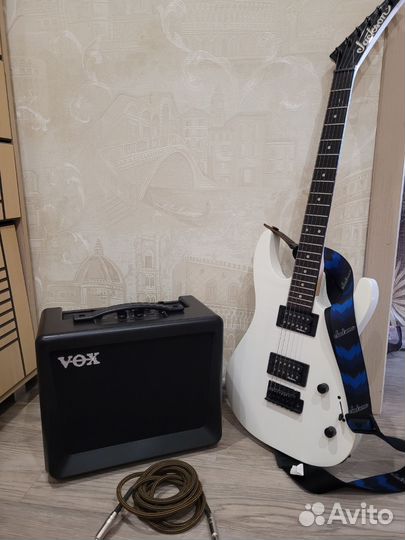 Электрогитара Jaсkson JS11 Dinky c комбиком VOX