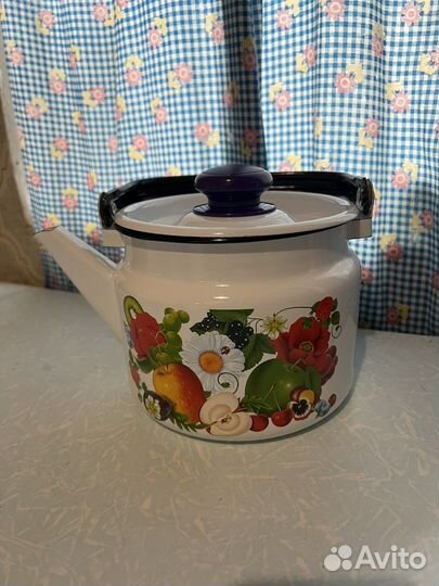 Чайник эмалированный новый