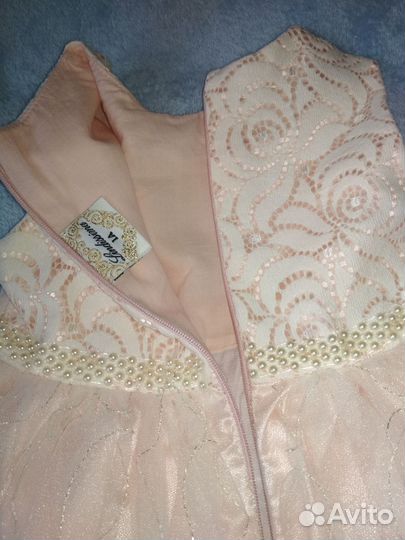 Нарядное платье для девочки 86 р-р