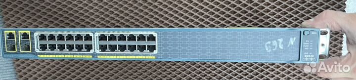 Cisco Catalyst 2960 24 10/100 PoE + 2 T/SFP