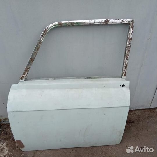 Дверь передняя левая М412