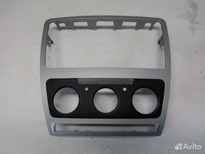 Накладка декоративная Octavia (A5 1Z) 2004-2013