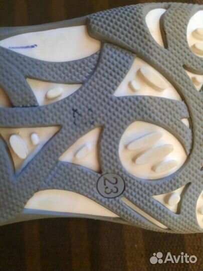 Детские кожаные сандалии