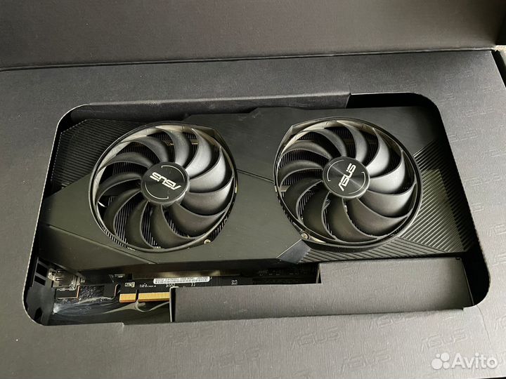 Видеокарта AMD Radeon RX 5700 XT