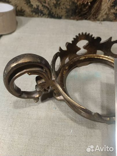 Подставка под вазу диаметр указан