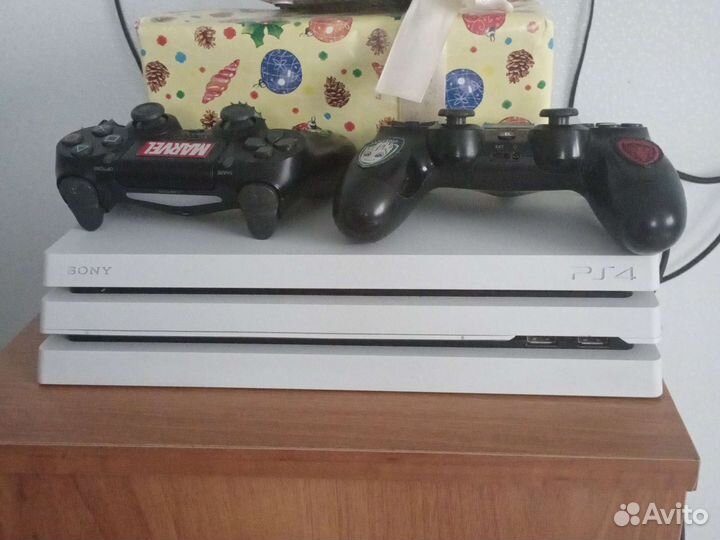 Sony playstation 4 PS4 pro 1tb