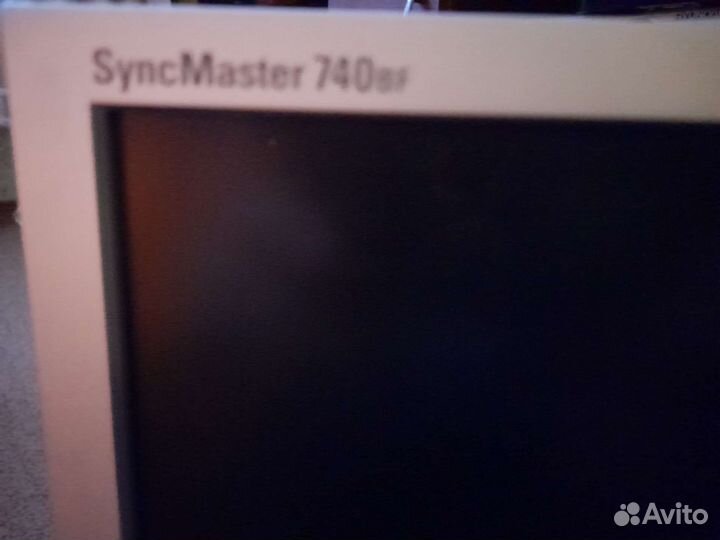 Монитор Samsung