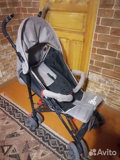 Коляска бу