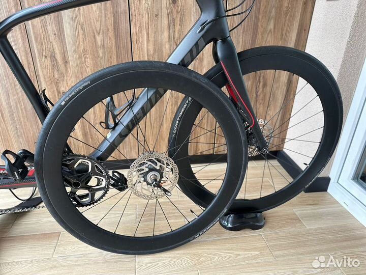 Шоссейный велосипед specialized