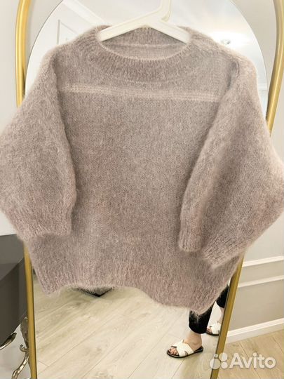 Мохеровый свитер