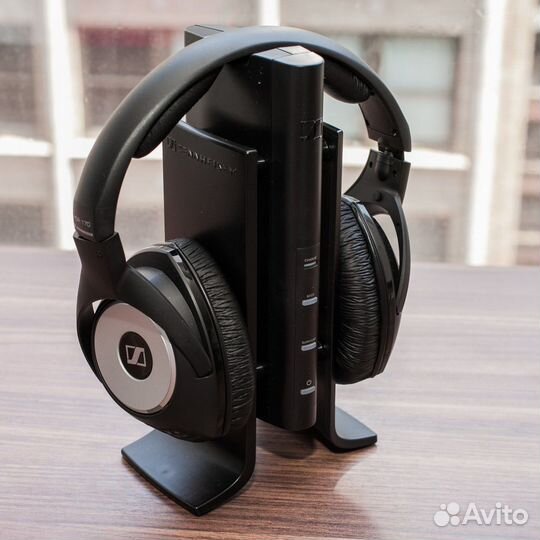 Беспроводные наушники