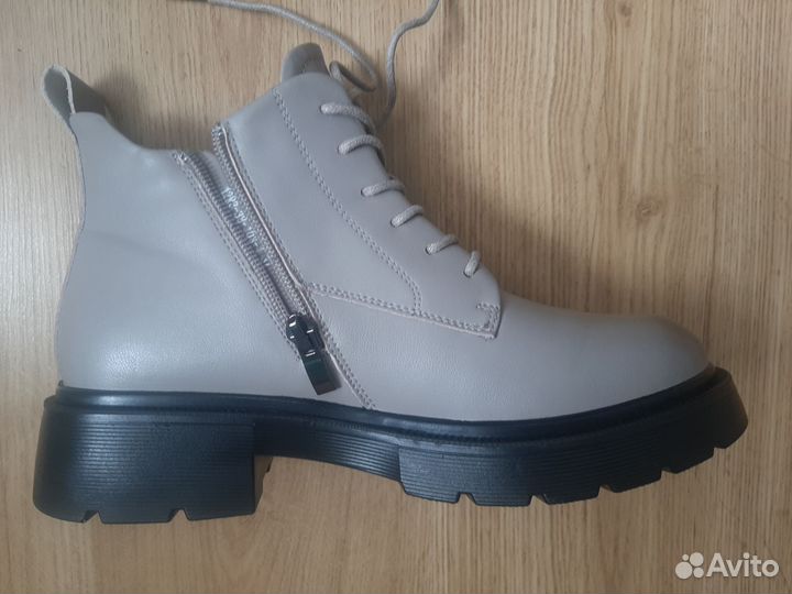 Ботинки кожаные демисезонные, серые