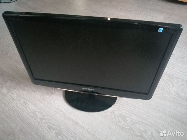 Монитор Samsung 22 дюйма
