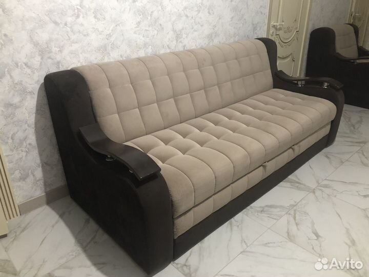 Мягкая мебель раскладной диван и кресла