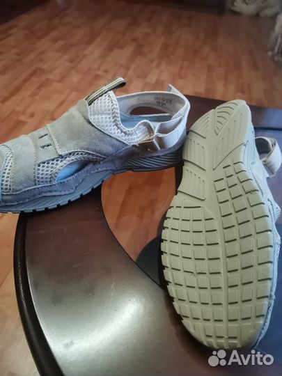 Сандалии летние