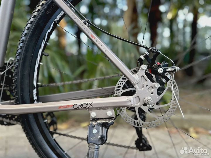 Велосипед горный новый, колеса R29 с гарантией