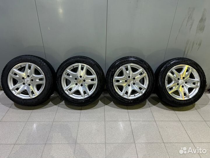 Toyo Observe Garit GIZ 215/55 R16 93Q