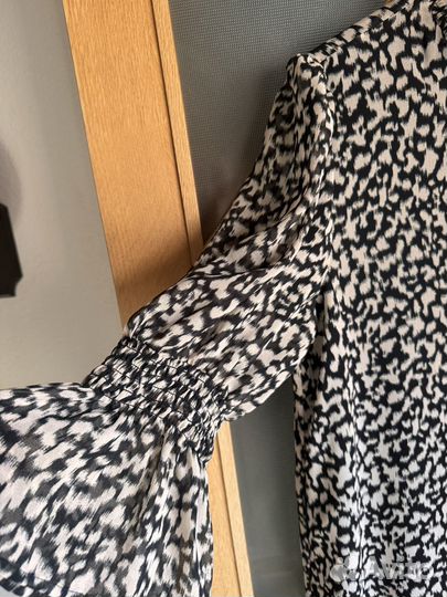 Платье marella 48