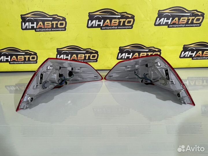 Фонарь задний Nissan teana j32