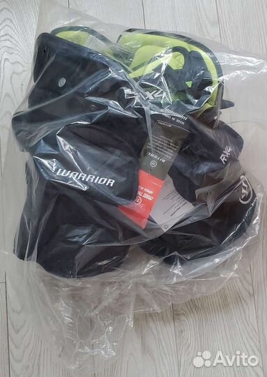 Шорты вратарские Warrior Ritual X4 E+ JR