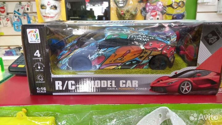 Машинка на пульте управления для ребенка