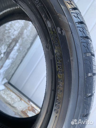 Yokohama Ice Guard IG60 235/45 R18 51Q