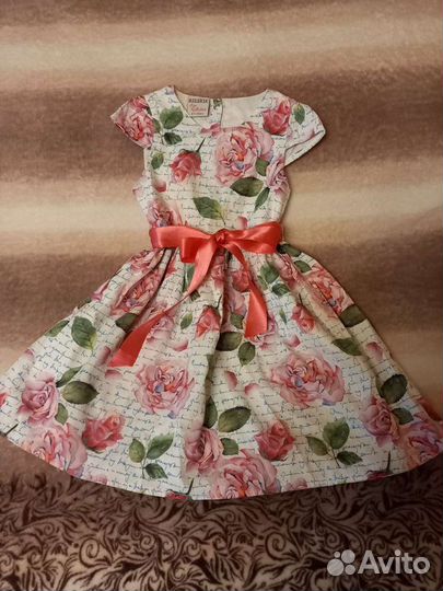 Платье на девочку 104