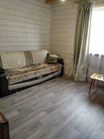 Комната 13 м² в 4-к., 1/2 эт.