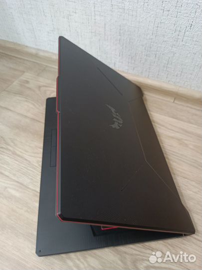 Игровой гигант Asus Ryzen7 4800\GTX1650ti\17