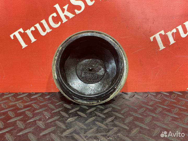 Крышка ступицы передней