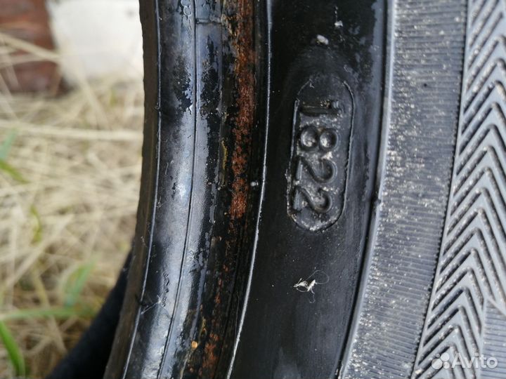 Westlake IceMaster Spike Z-506 205/55 R16