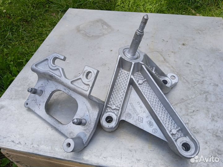 Кронштейны опоры