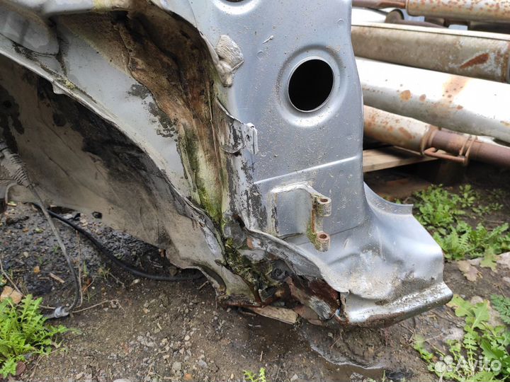 Лонжерон левый на Opel Astra H