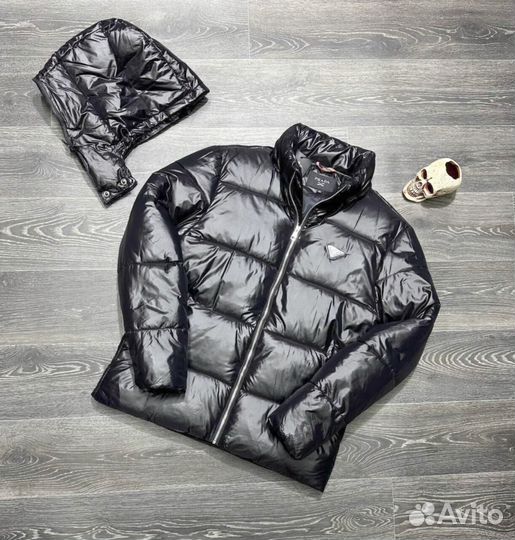 Зимние куртки Prada