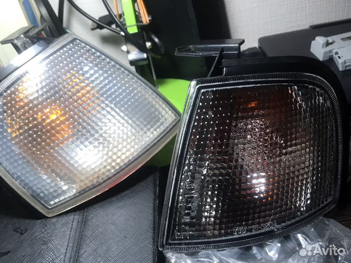 Указатель поворотов Nissan Р10