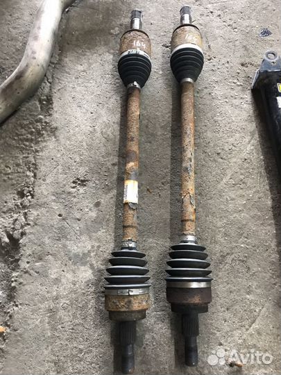 Полуось задняя мерседес Ml w164