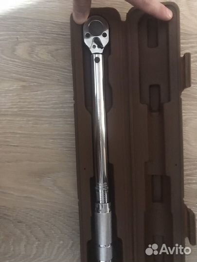 Динамометрический ключ Ombra 10-110 h.m