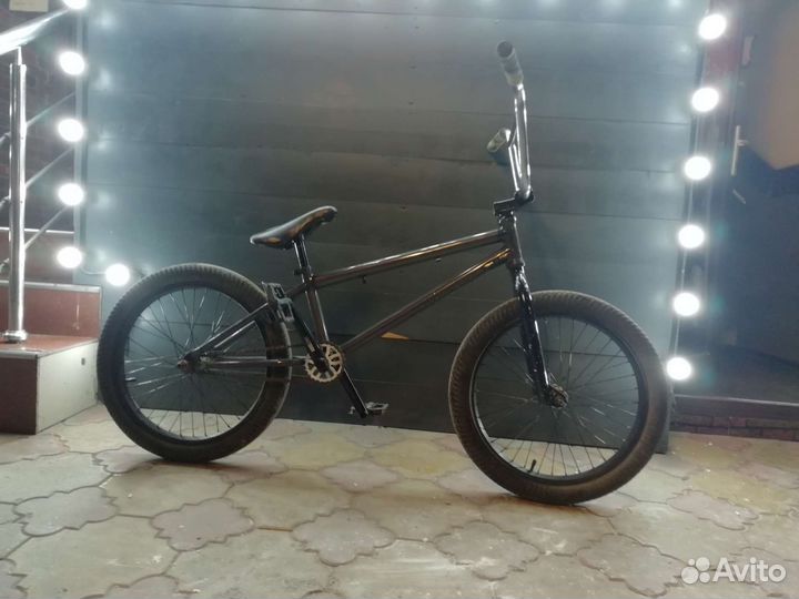 Трюковой велосипед bmx