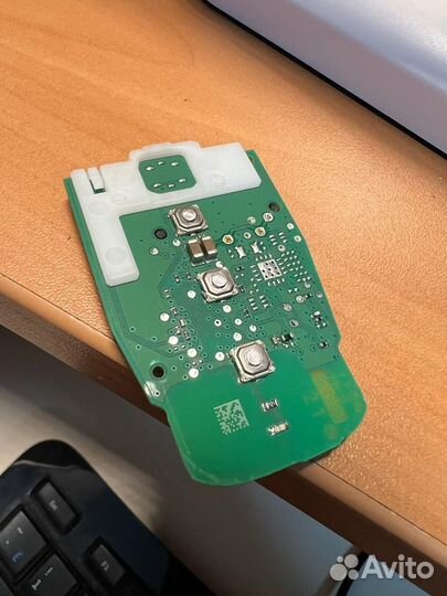 Ключ зажигания Audi Q5 8R