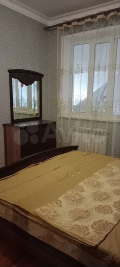 Дом 200 м² на участке 1 сот.