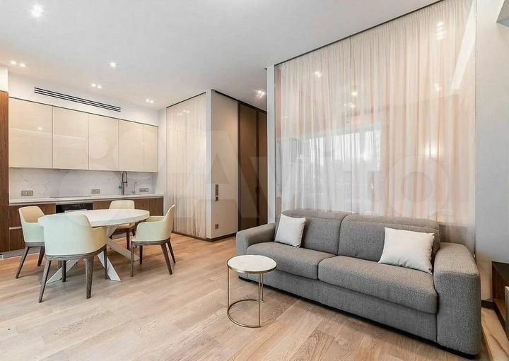 2-к. квартира, 95 м², 13/23 эт.