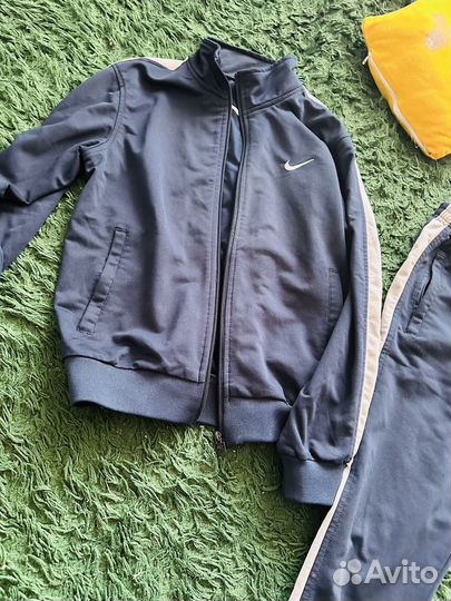 Спортивный костюм женский