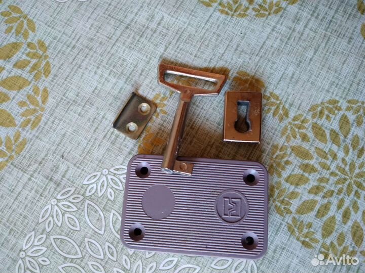 Фурнитура для мебели