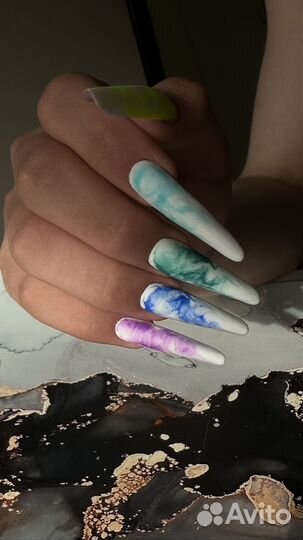 Наращивание, маникюр с покрытием, педикюр