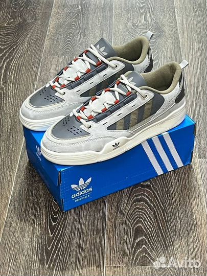 Кроссовки мужские Adidas великаны (47-49)