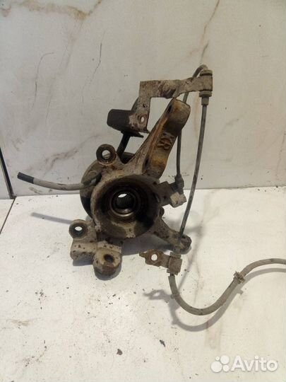 Кулак передний правый Mitsubishi Pajero Pinin H77W