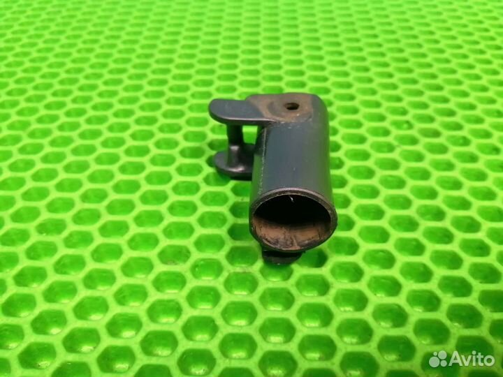 Крепление пружины на коляску Inglesina