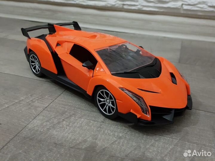 Машина на радиоуправлении быстрая